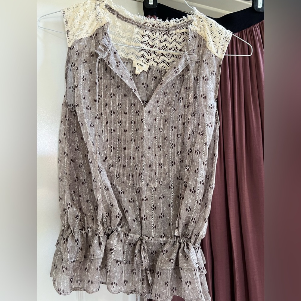 Tiny clothing 100% cotton with lace trim top